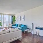 Sublime 2 Bedroom Flat Quai De Seine Eiffel Tower Paris