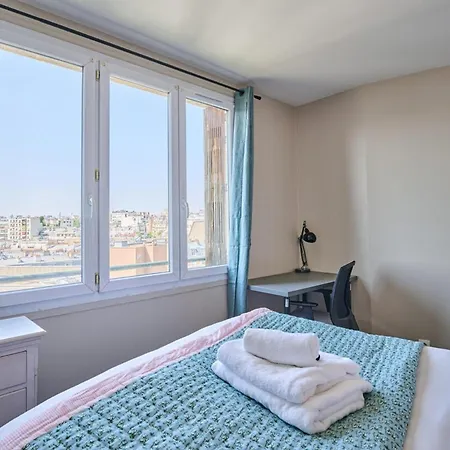 Sublime 2 Bedroom Flat Quai De Seine Eiffel Tower