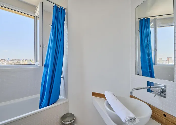 Sublime 2 Bedroom Flat Quai De Seine Eiffel Tower شقة باريس